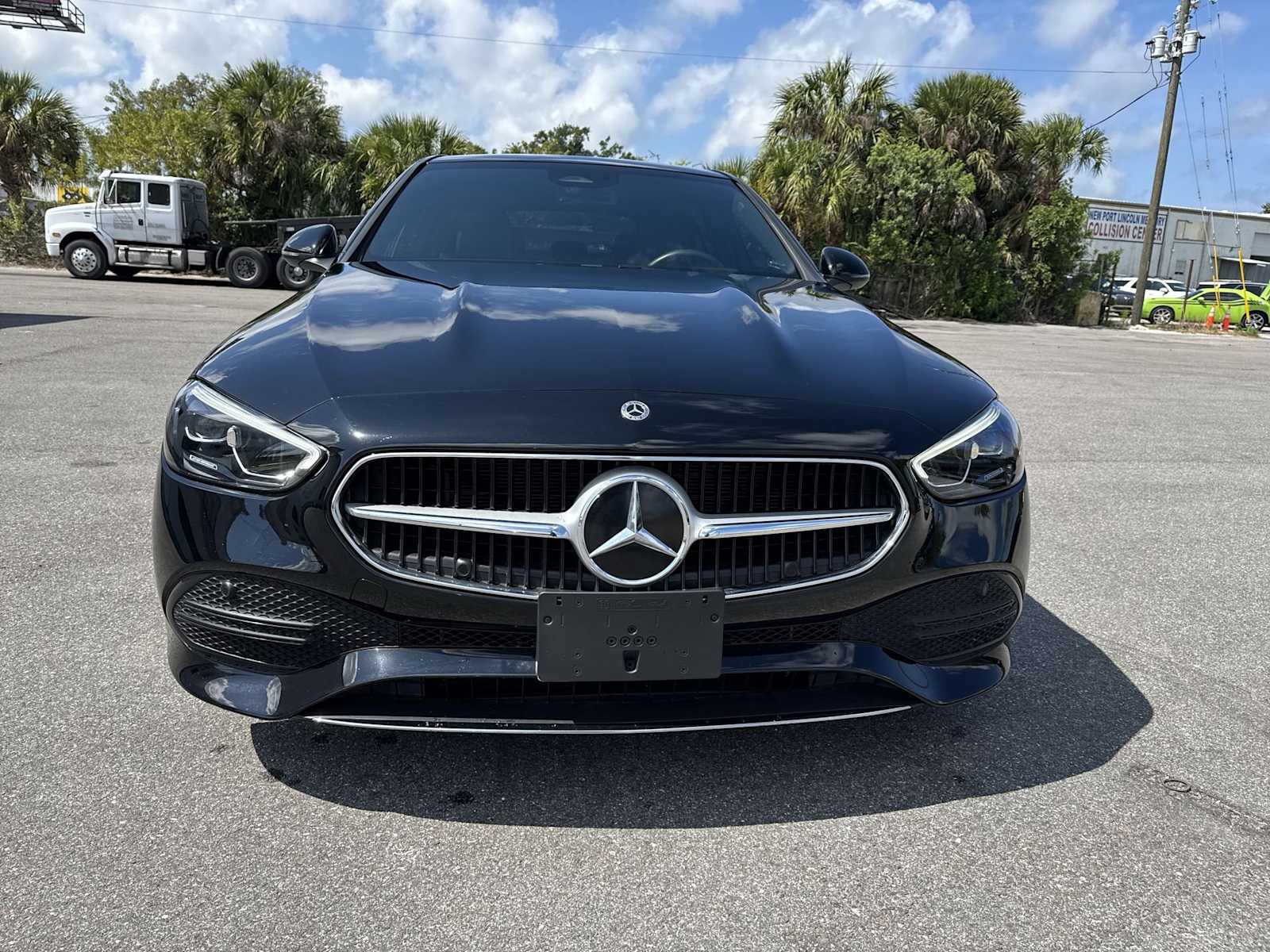 Thumbnail: 2025 Mercedes-Benz C-Class - 13