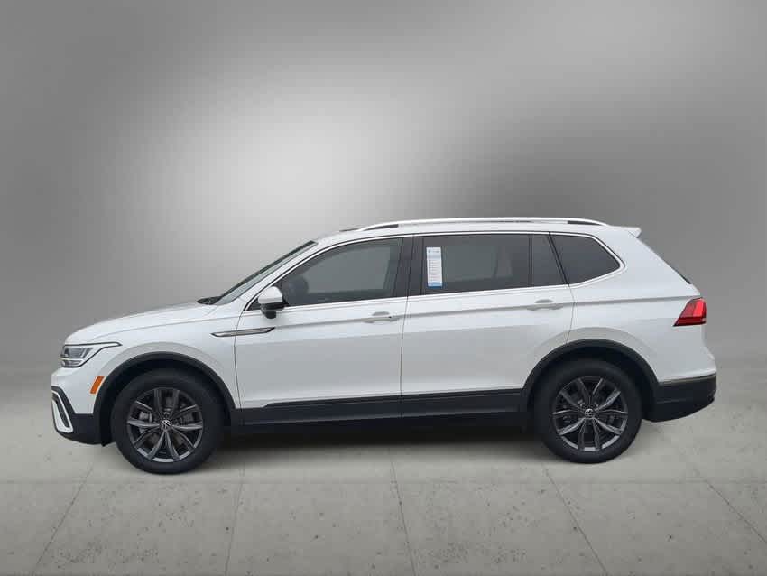 Thumbnail: 2023 Volkswagen Tiguan - 5