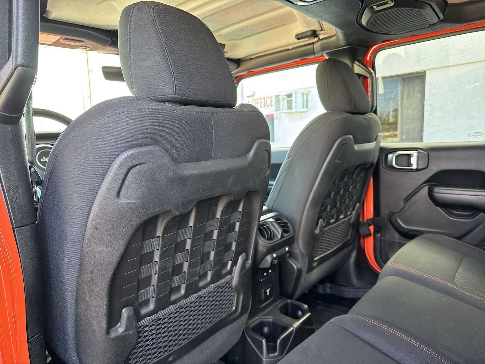 Thumbnail: 2020 Jeep Gladiator - 16