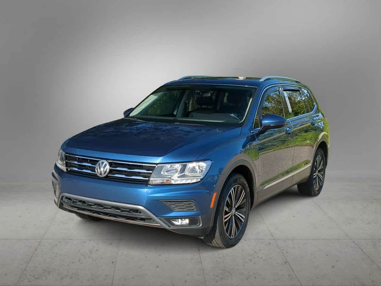 Thumbnail: 2018 Volkswagen Tiguan - 4
