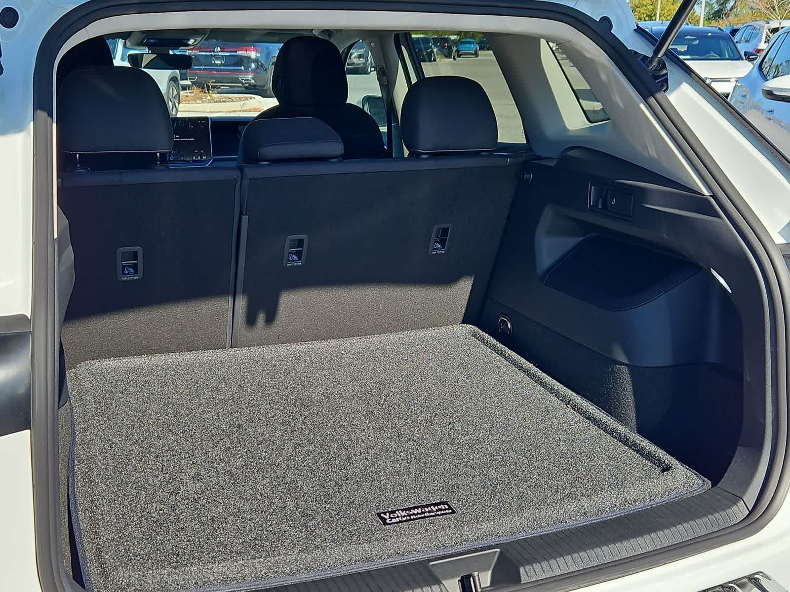 Thumbnail: 2026 Volkswagen Tiguan - 34