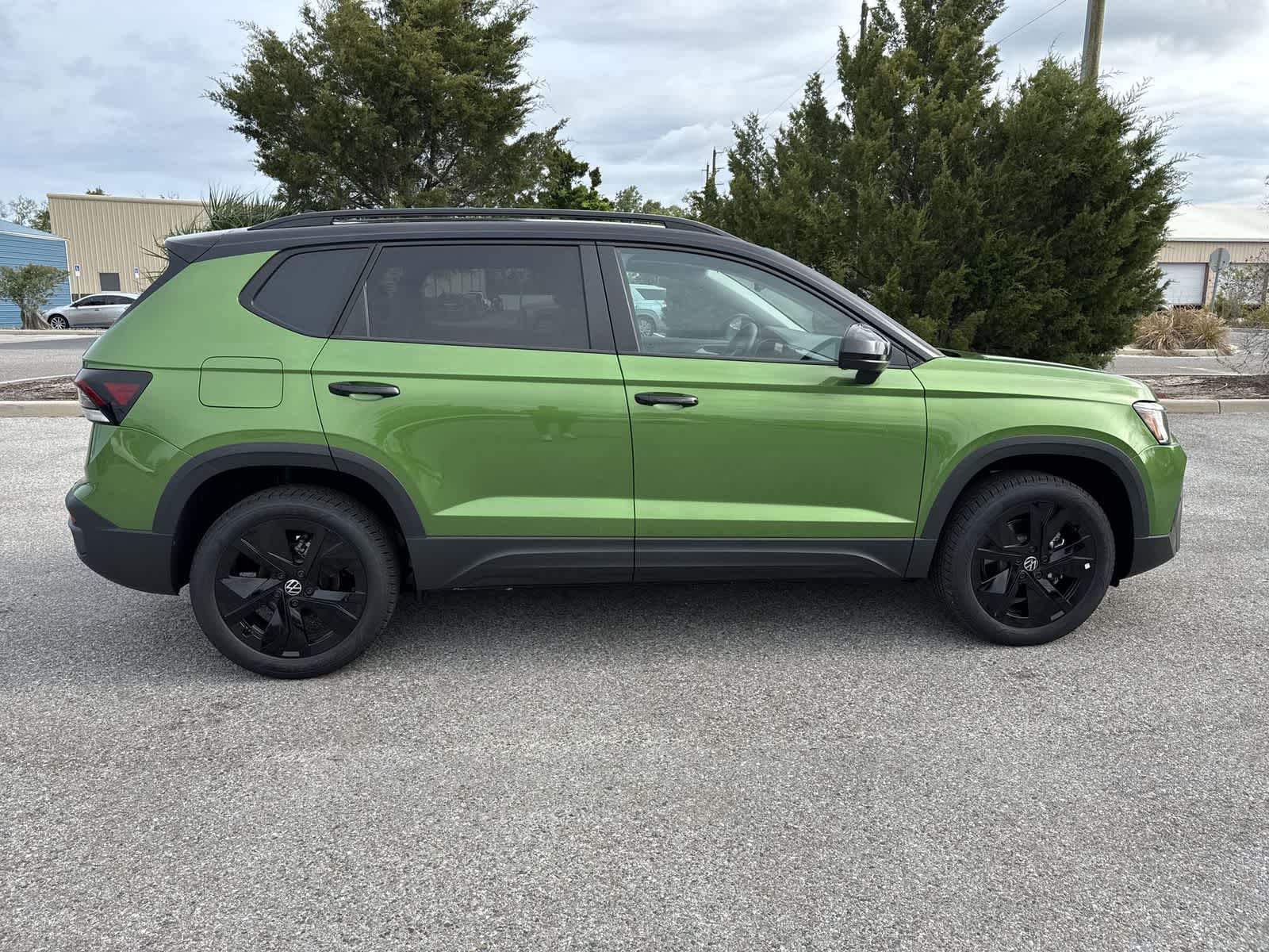 Thumbnail: 2026 Volkswagen Taos - 7