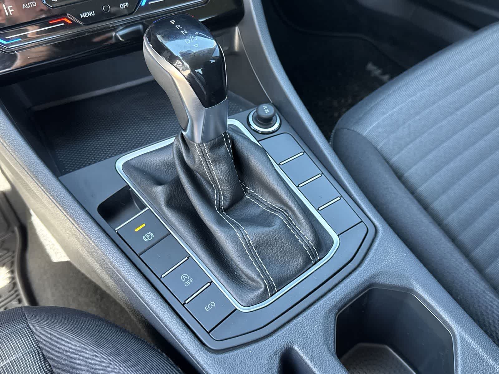 Thumbnail: 2026 Volkswagen Jetta - 30