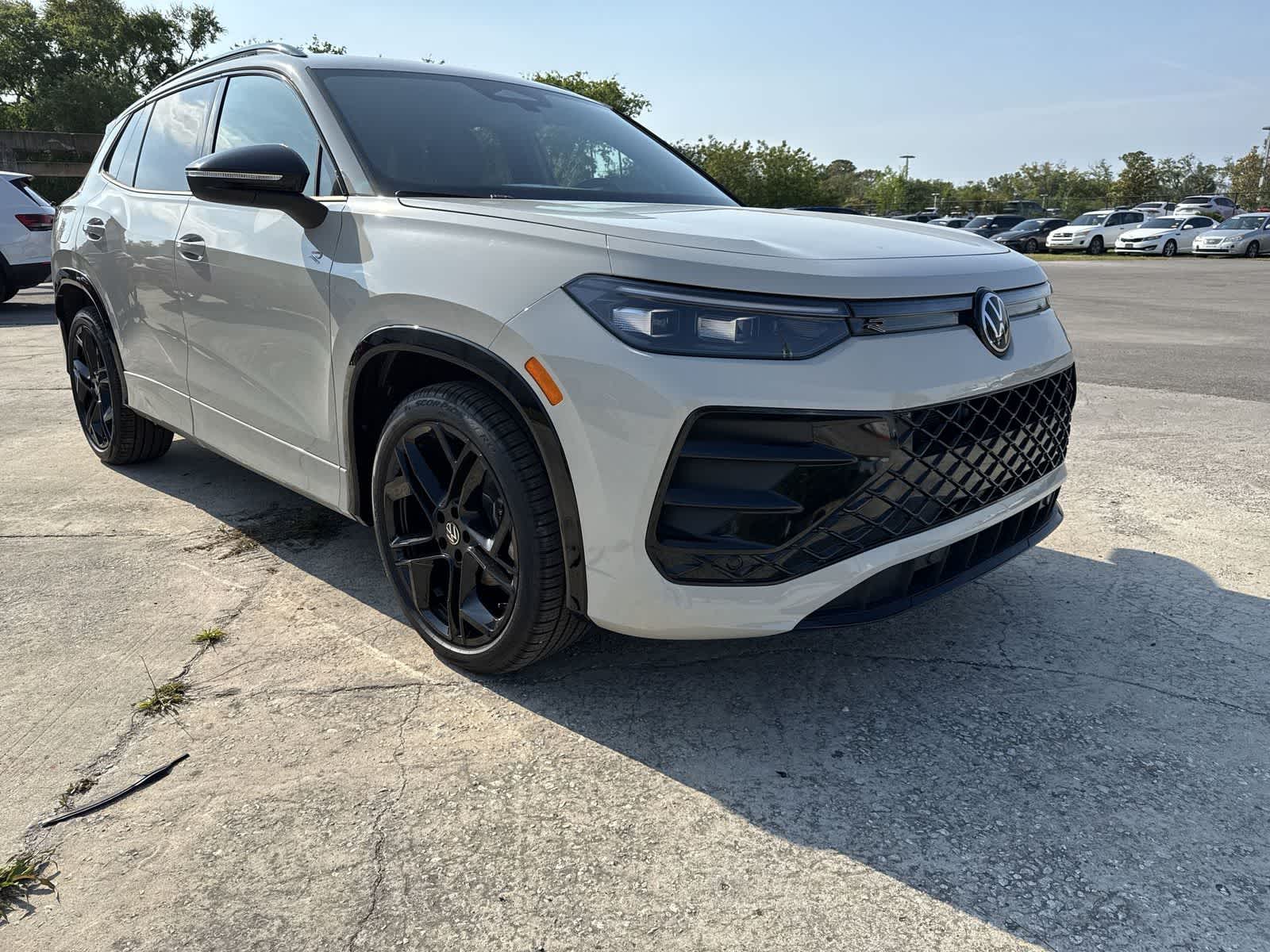 Thumbnail: 2026 Volkswagen Tiguan - 8