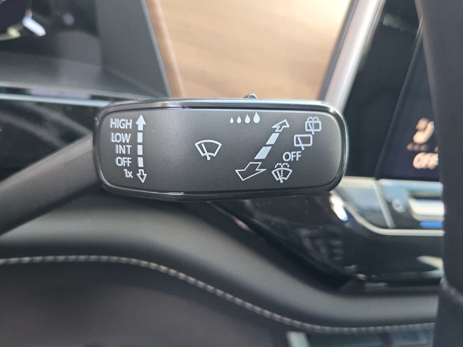 Thumbnail: 2026 Volkswagen Atlas - 32