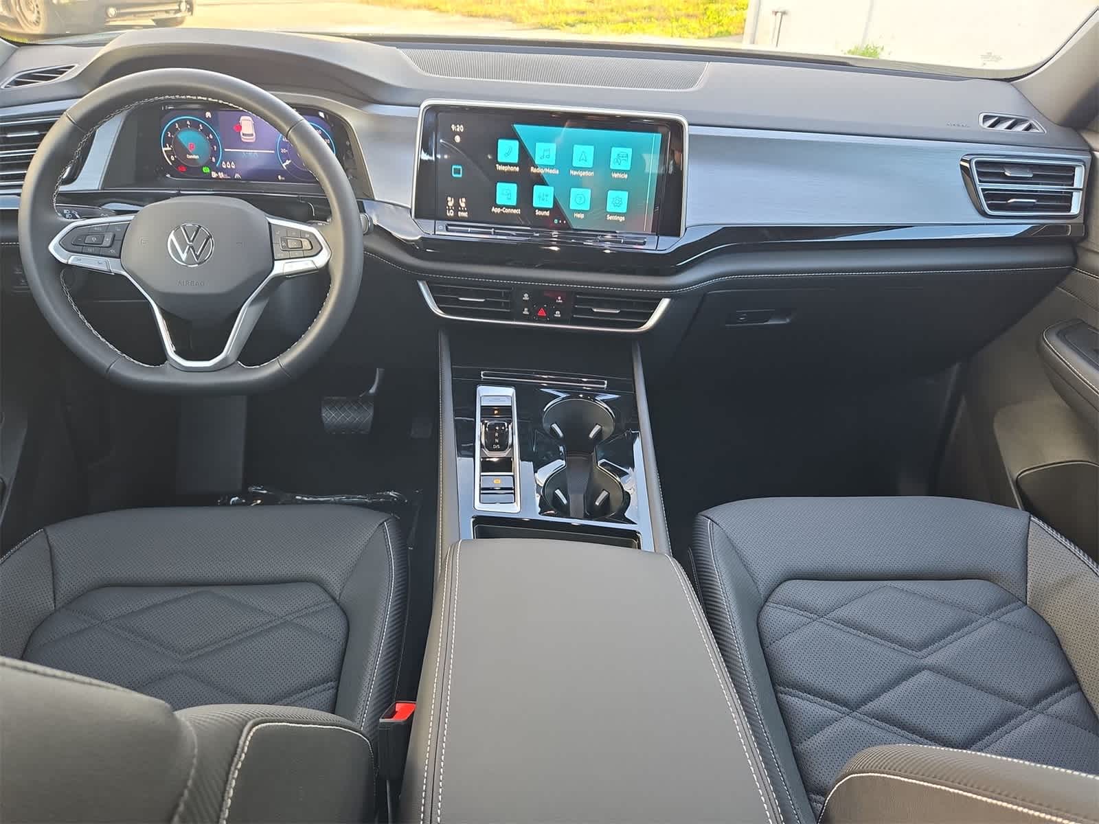 Thumbnail: 2026 Volkswagen Atlas - 16