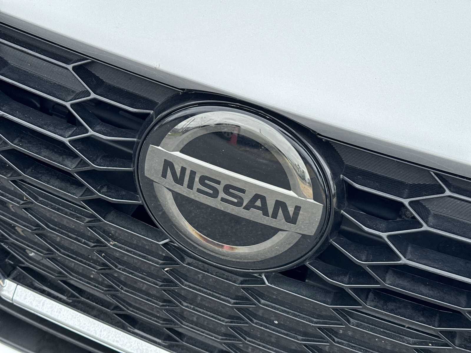 Thumbnail: 2023 Nissan Sentra - 10