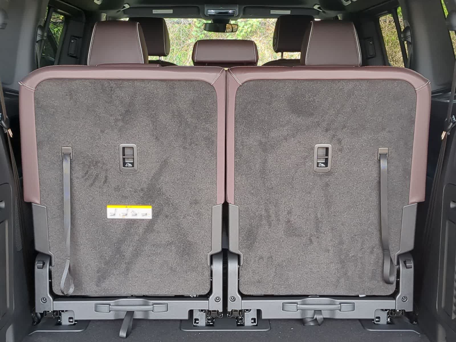 Thumbnail: 2025 Volkswagen ID.Buzz - 32