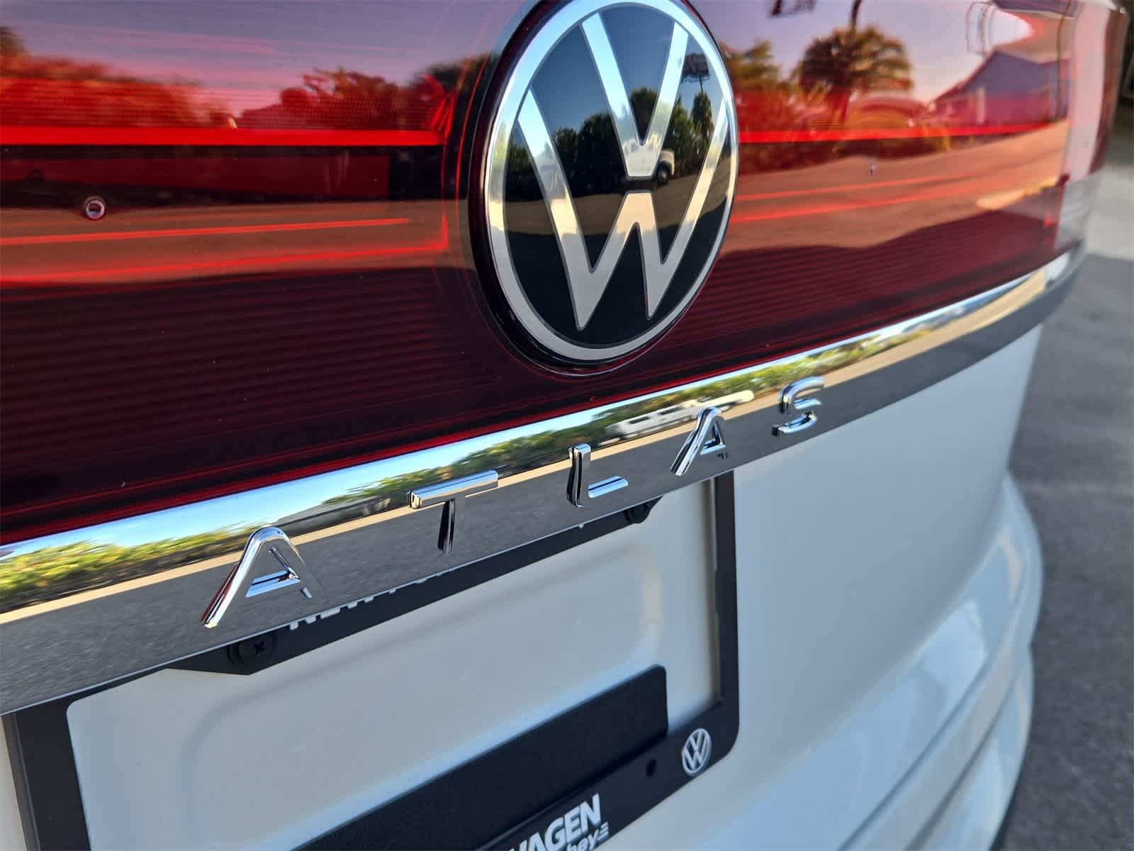 Thumbnail: 2026 Volkswagen Atlas - 13