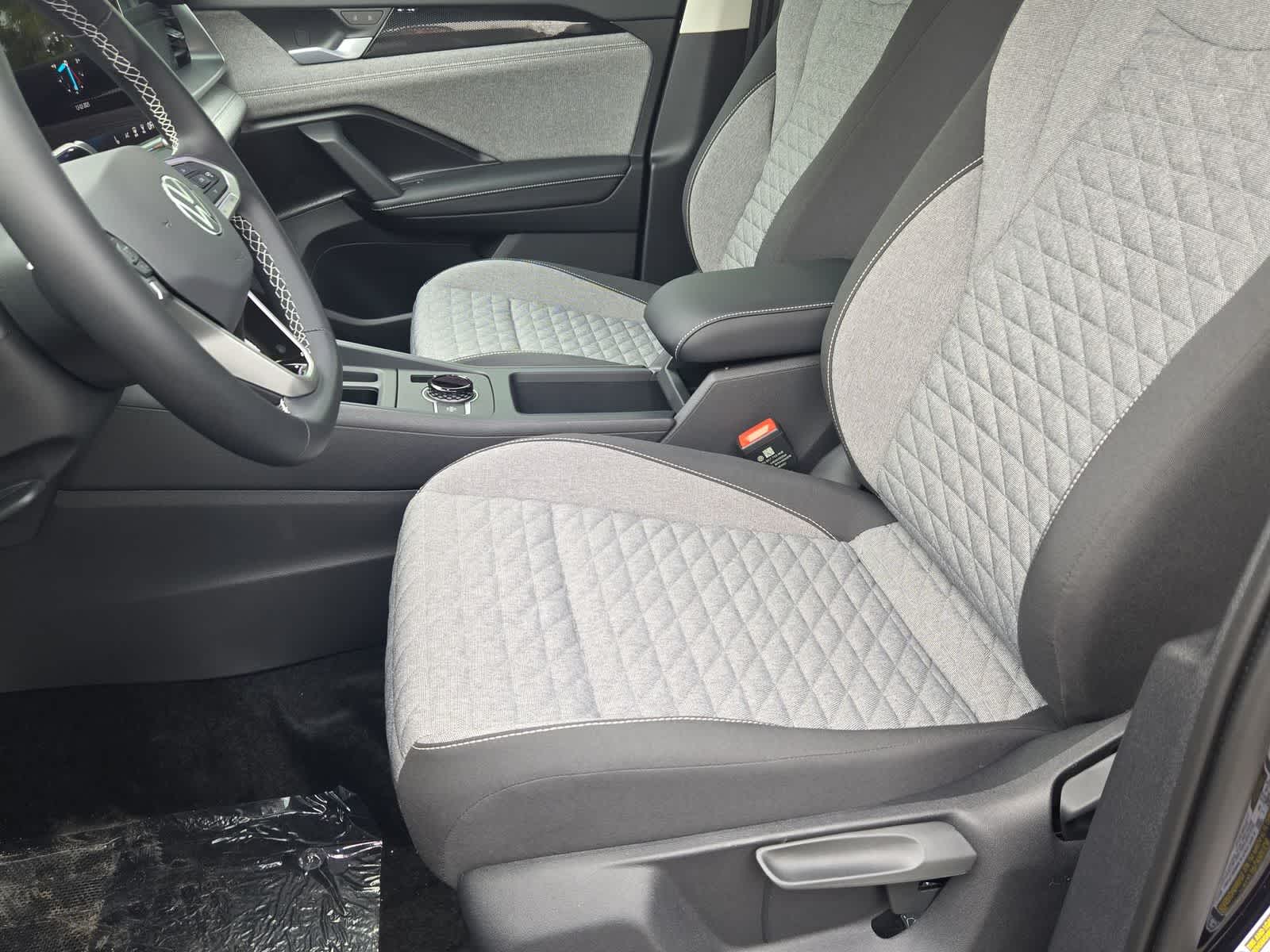 Thumbnail: 2026 Volkswagen Tiguan - 17