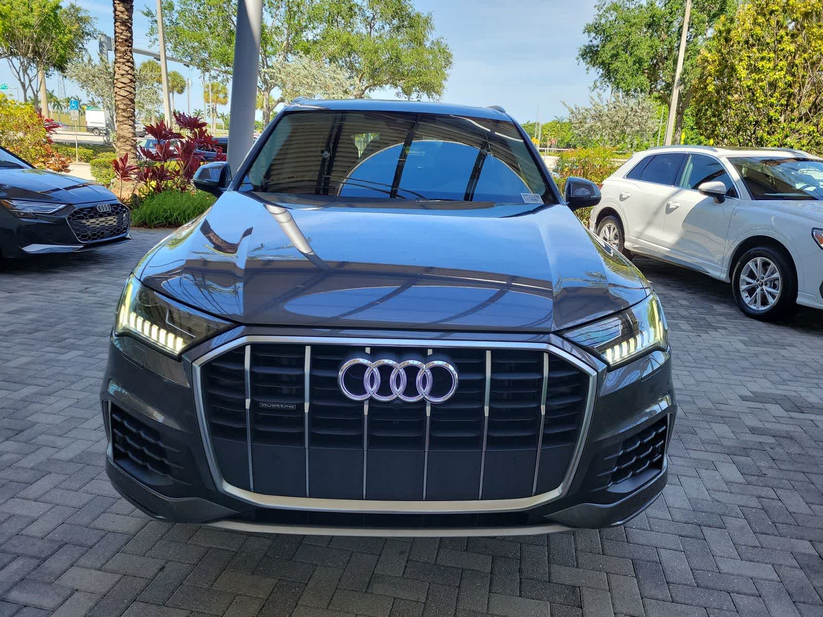 Thumbnail: 2023 Audi Q7 - 3