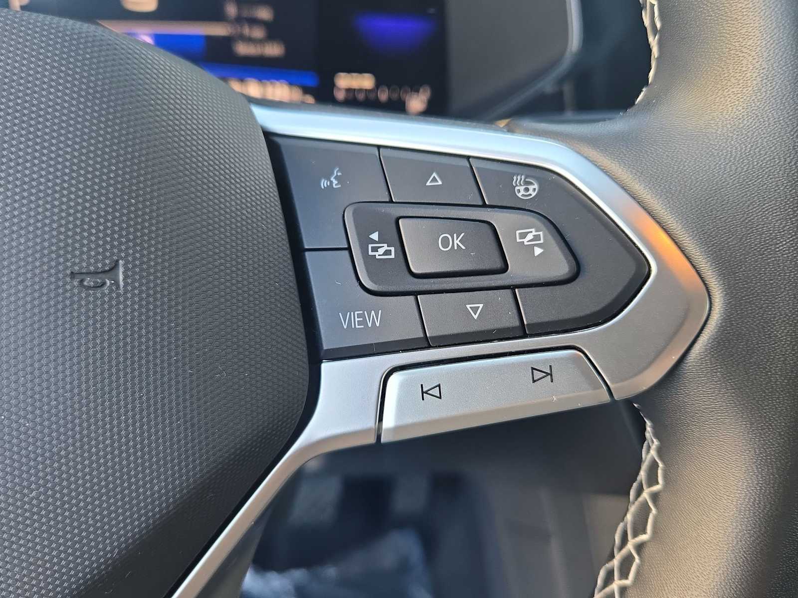 Thumbnail: 2023 Volkswagen Taos - 31