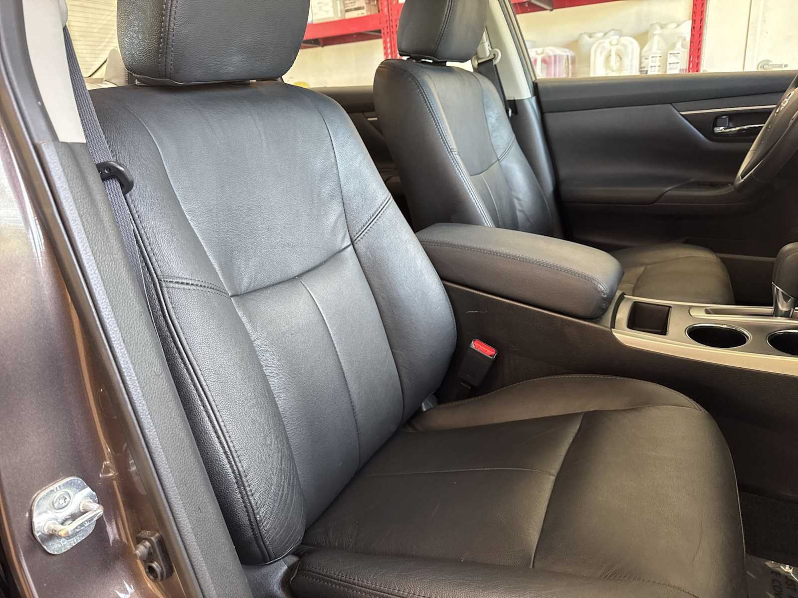 Thumbnail: 2015 Nissan Altima - 21