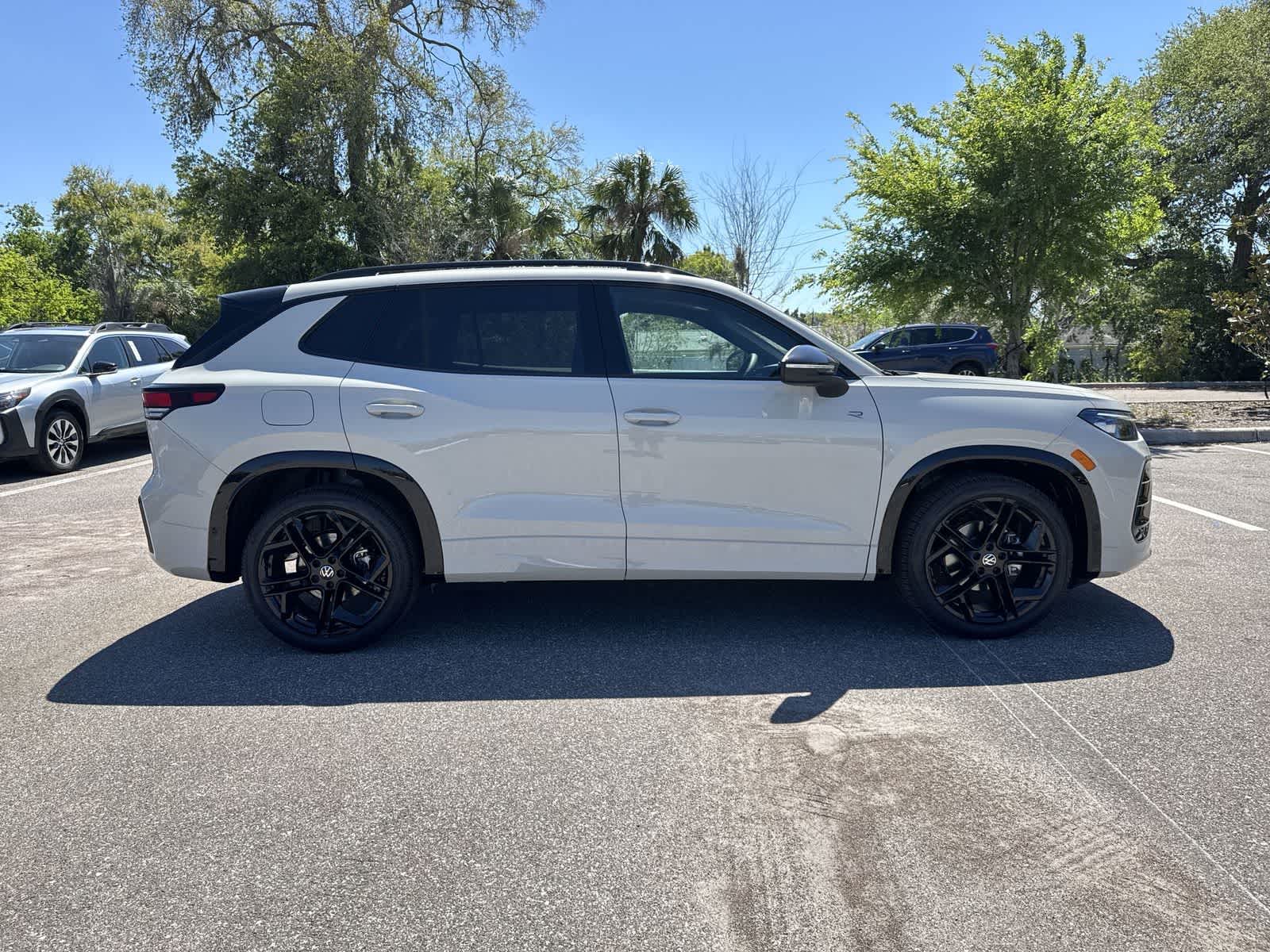 Thumbnail: 2026 Volkswagen Tiguan - 7