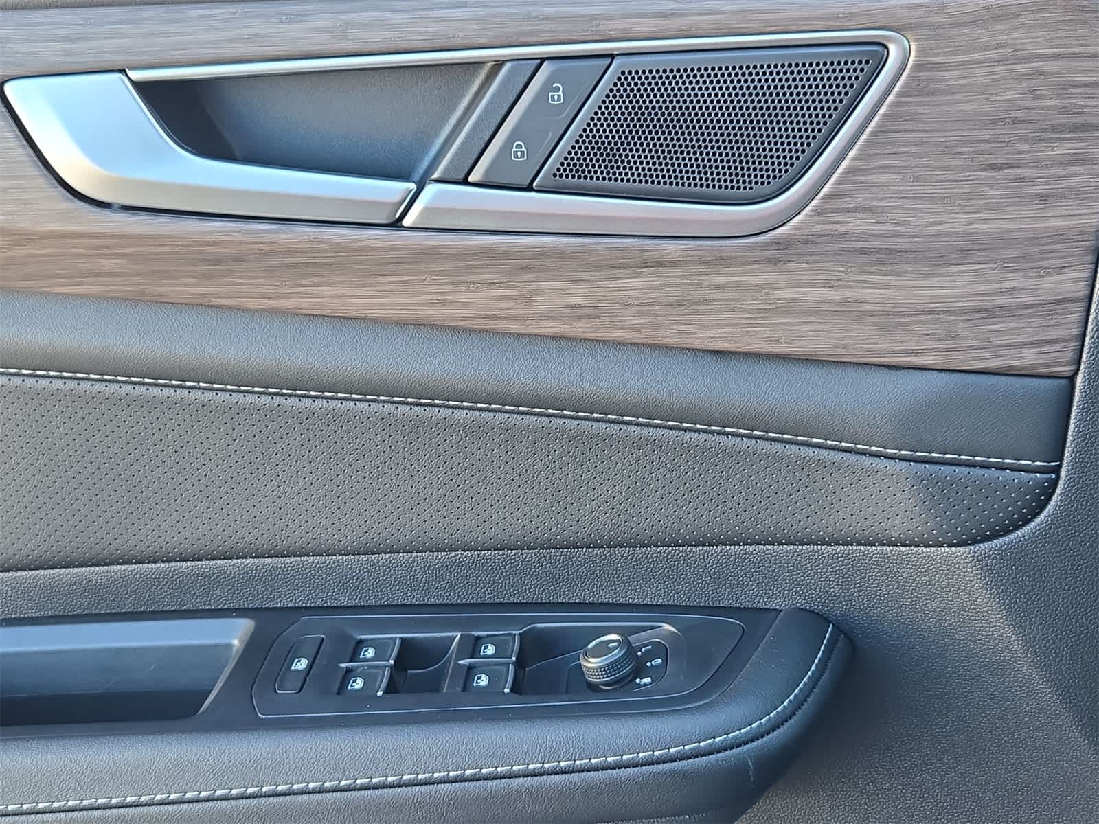 Thumbnail: 2026 Volkswagen Atlas - 37