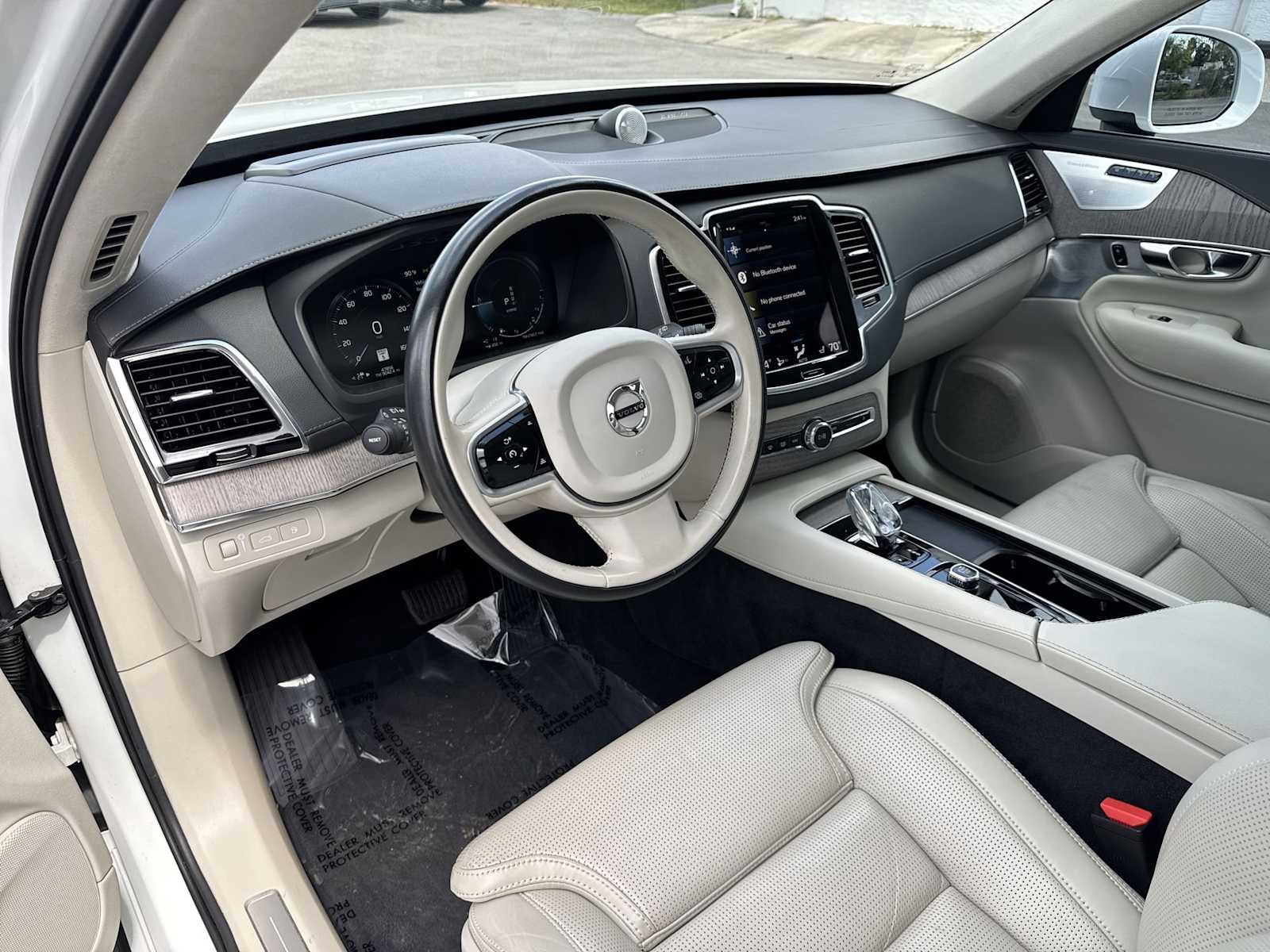 Thumbnail: 2022 Volvo XC90 - 2