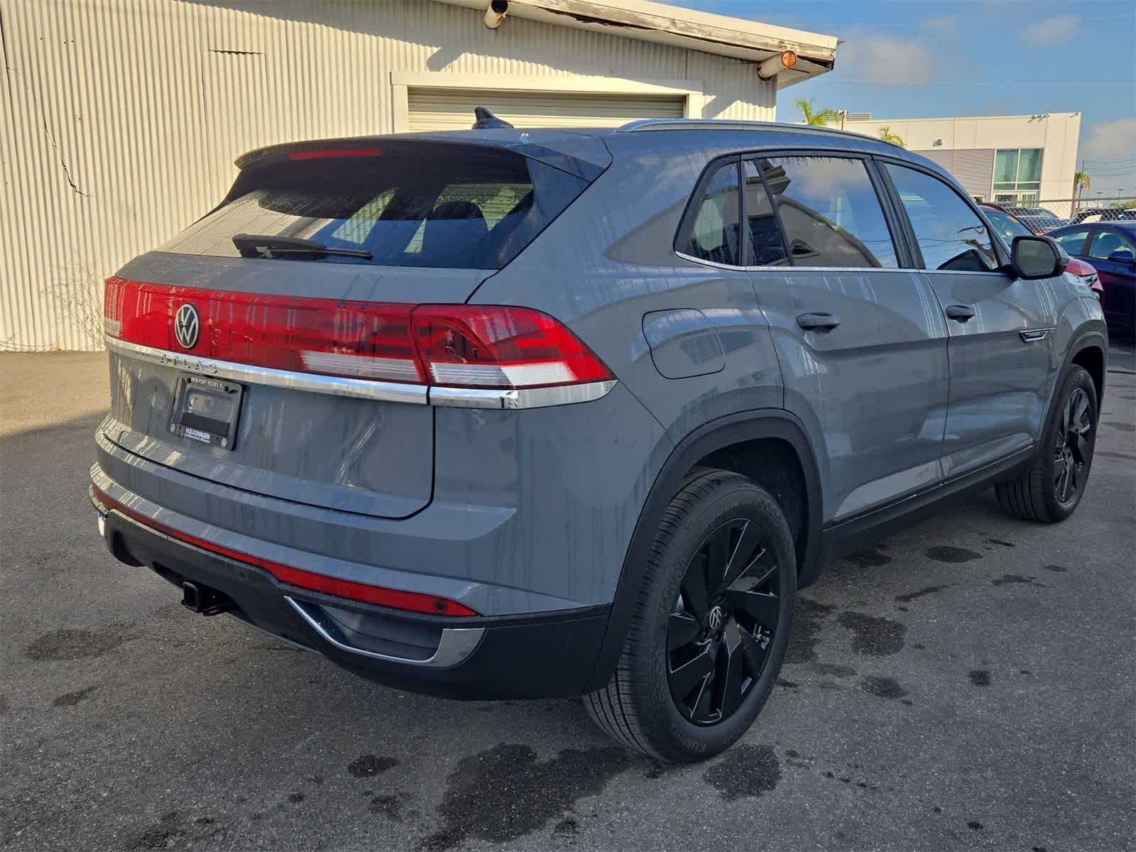 Thumbnail: 2026 Volkswagen Atlas - 14