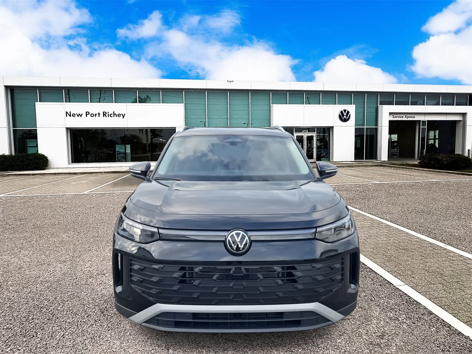 Thumbnail: 2026 Volkswagen Tiguan - 3