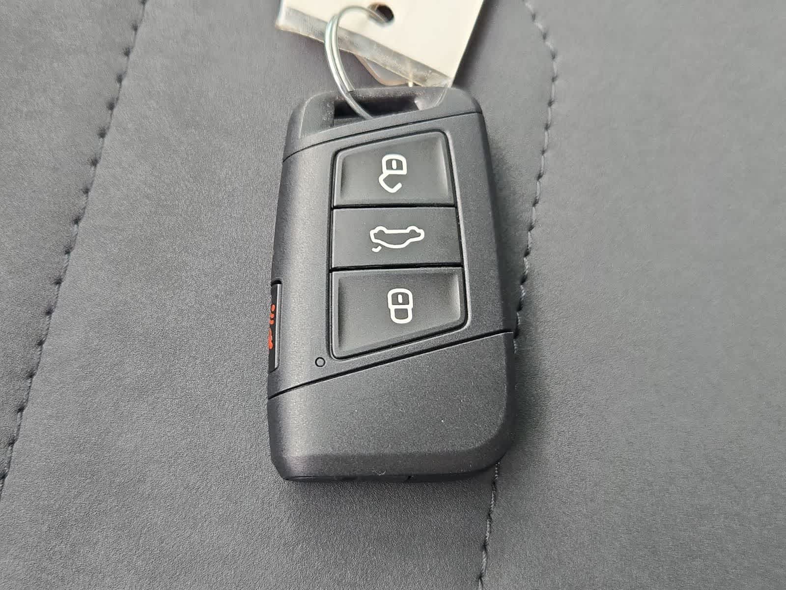 Thumbnail: 2025 Volkswagen Taos - 36