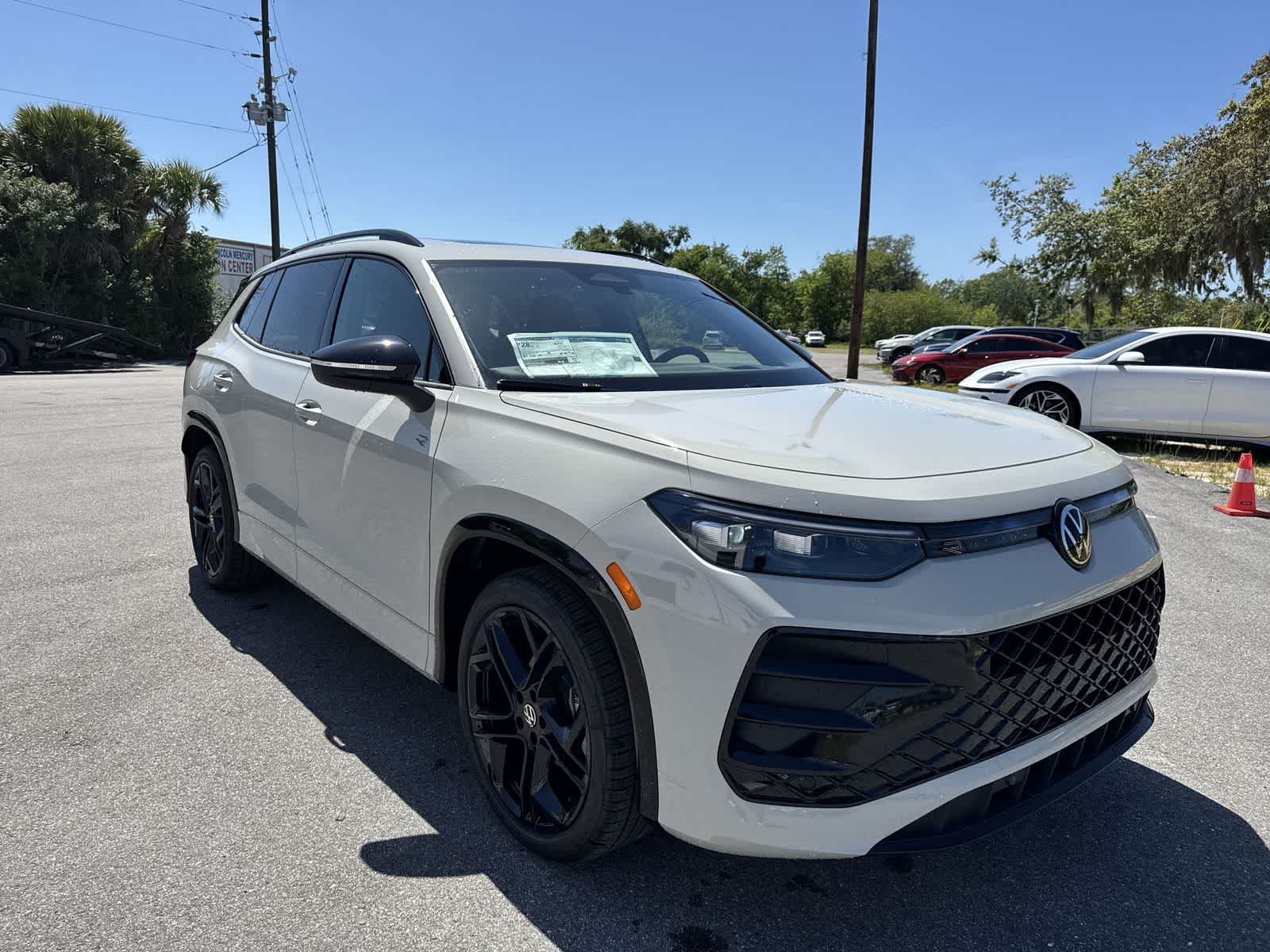 Thumbnail: 2026 Volkswagen Tiguan - 8