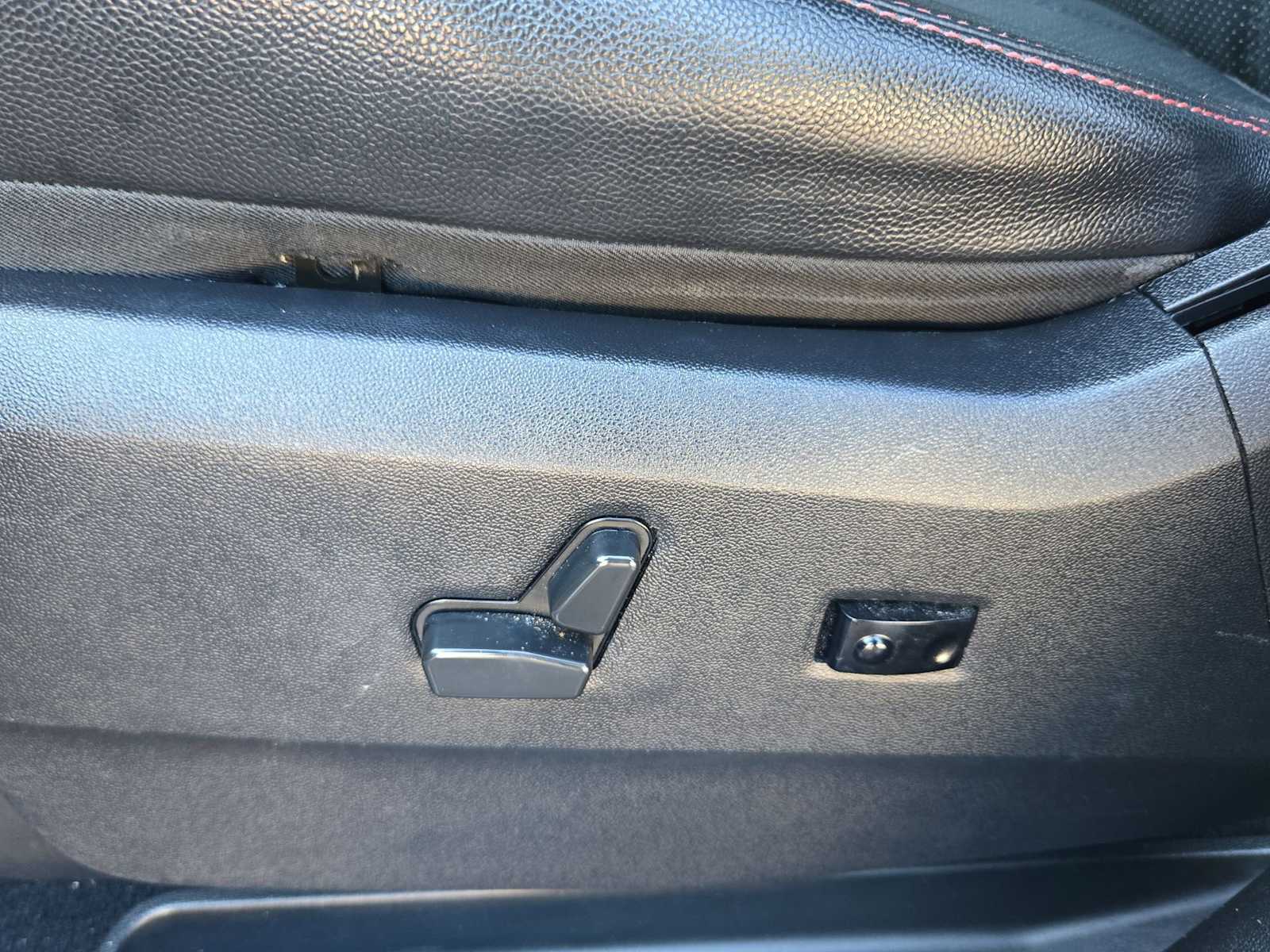 Thumbnail: 2019 Dodge Grand Caravan - 18