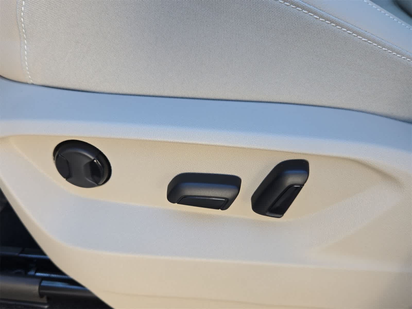 Thumbnail: 2026 Volkswagen Atlas - 18