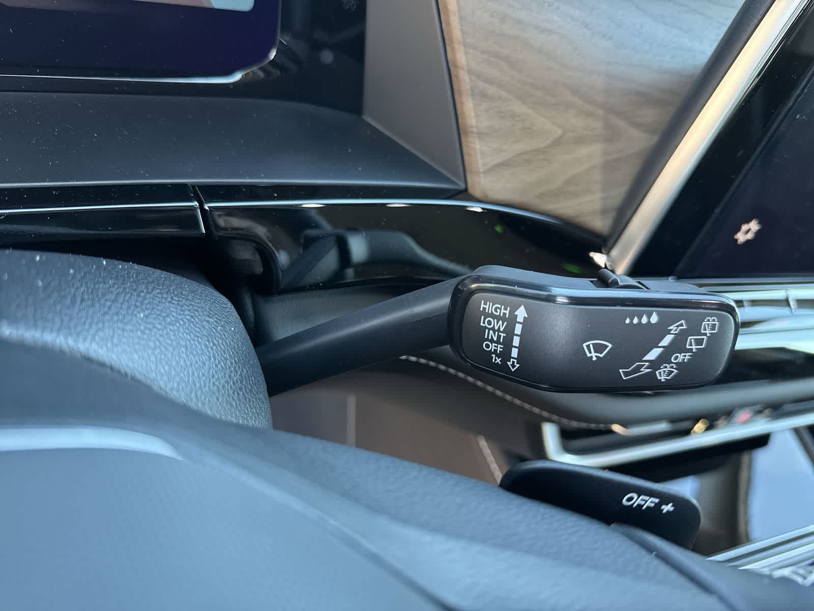 Thumbnail: 2026 Volkswagen Atlas - 24