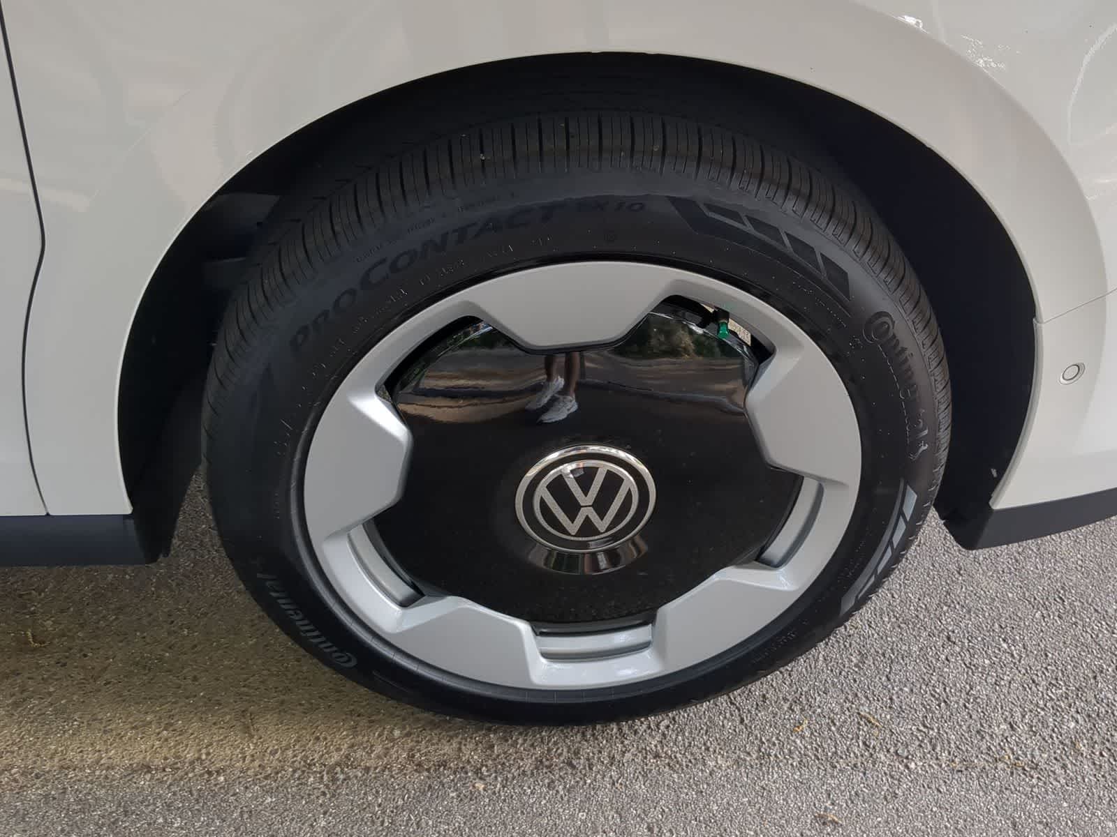 Thumbnail: 2025 Volkswagen ID.Buzz - 14