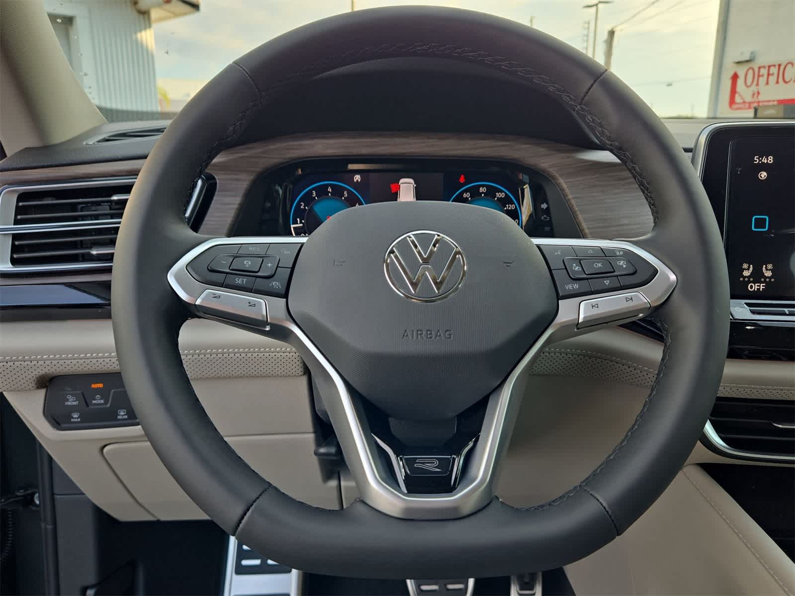 Thumbnail: 2026 Volkswagen Atlas - 22