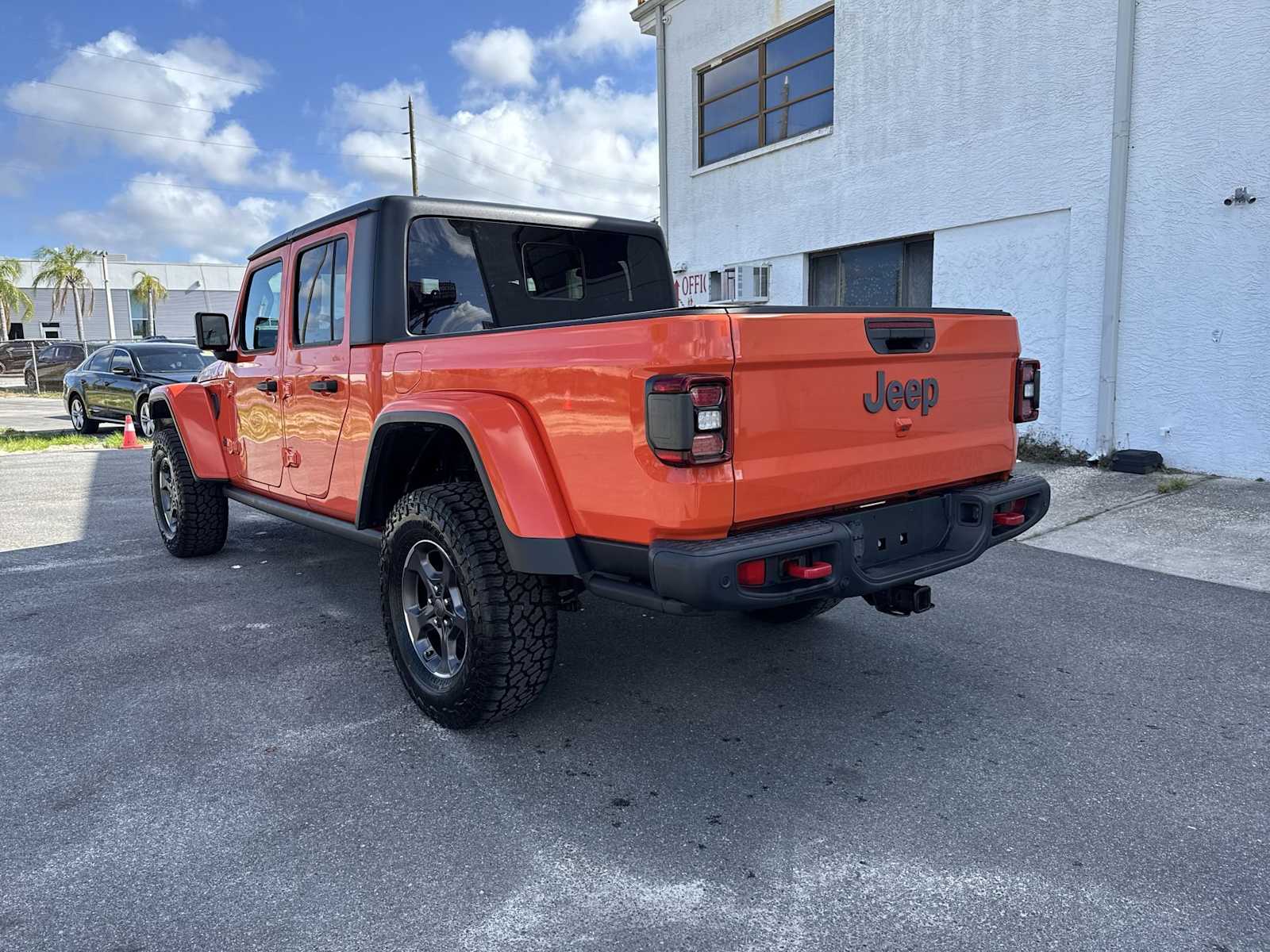Thumbnail: 2020 Jeep Gladiator - 4