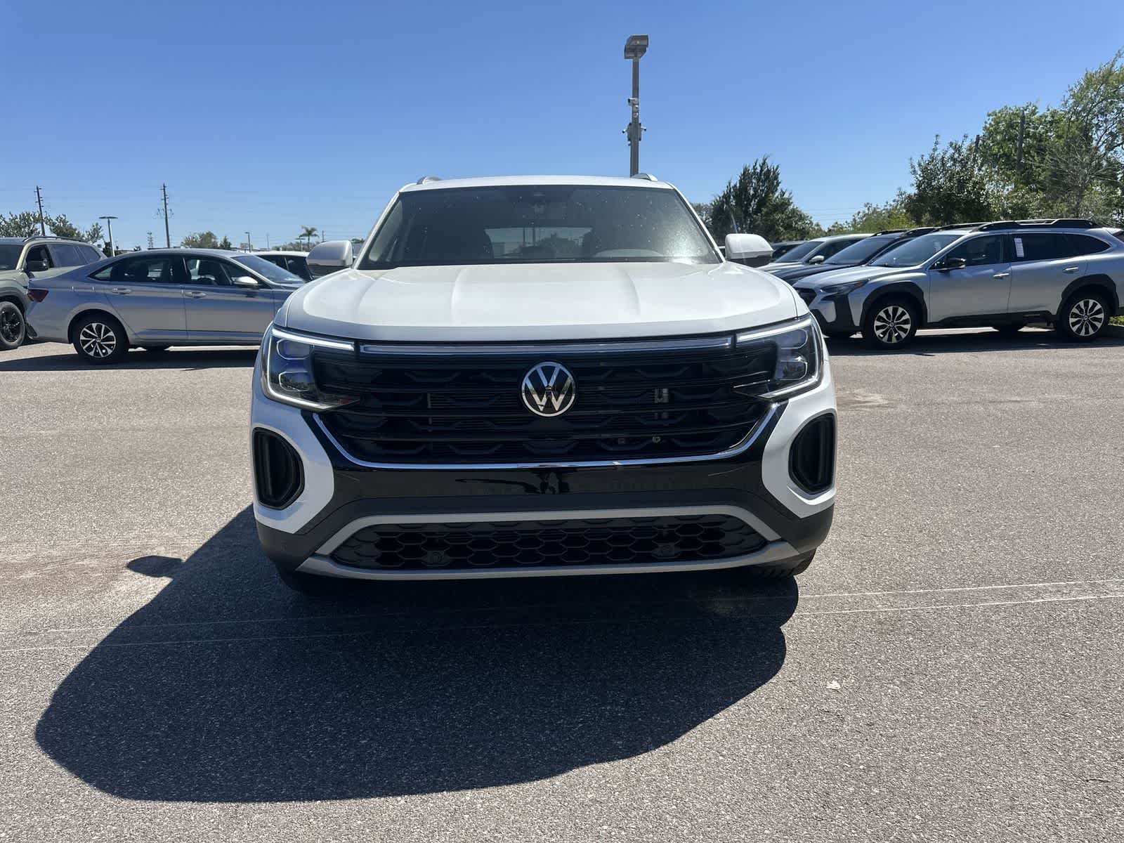 Thumbnail: 2026 Volkswagen Atlas - 9