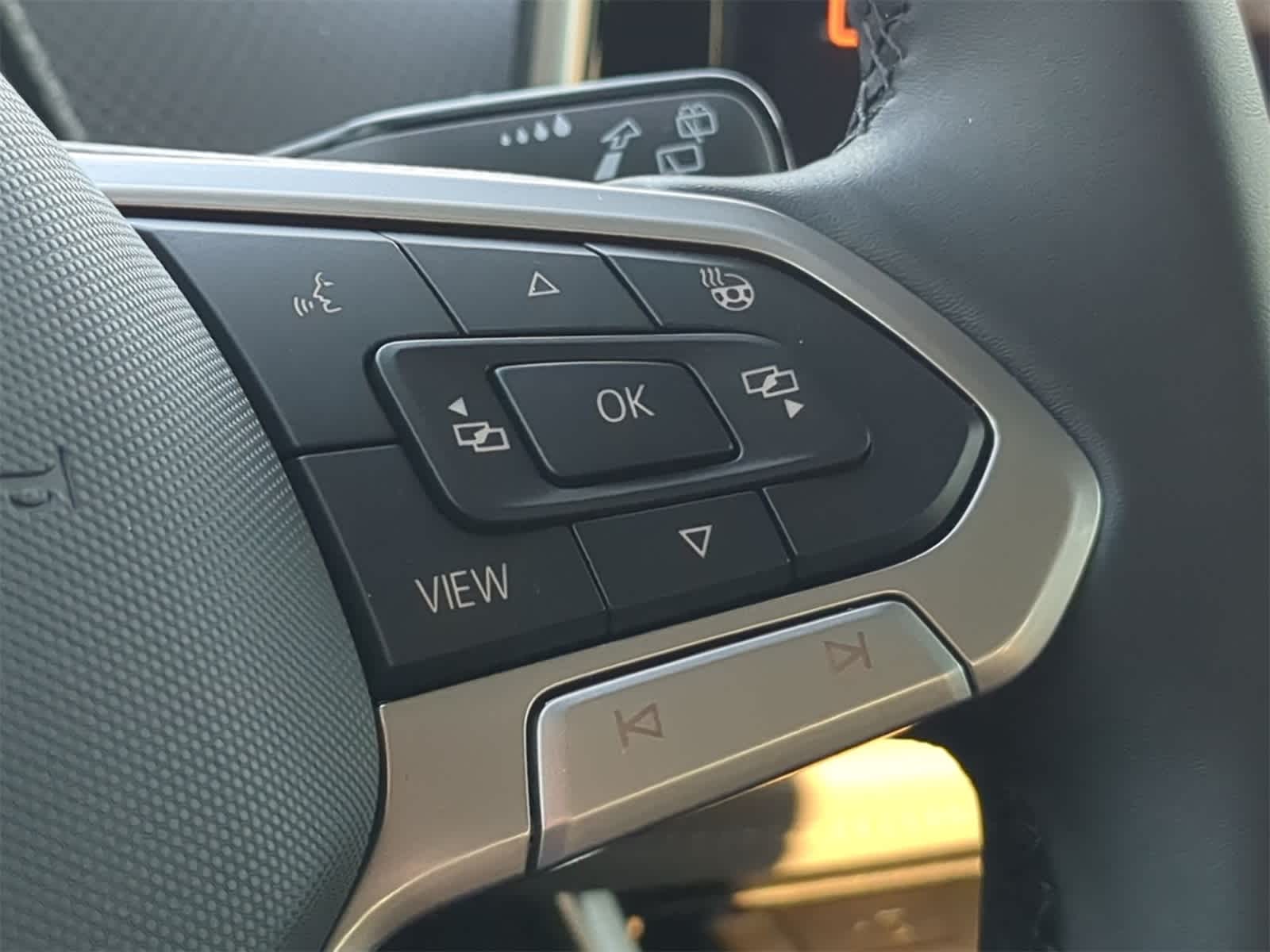 Thumbnail: 2025 Volkswagen Atlas - 27