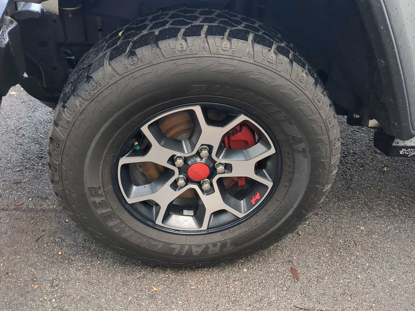 Thumbnail: 2021 Jeep Wrangler - 14