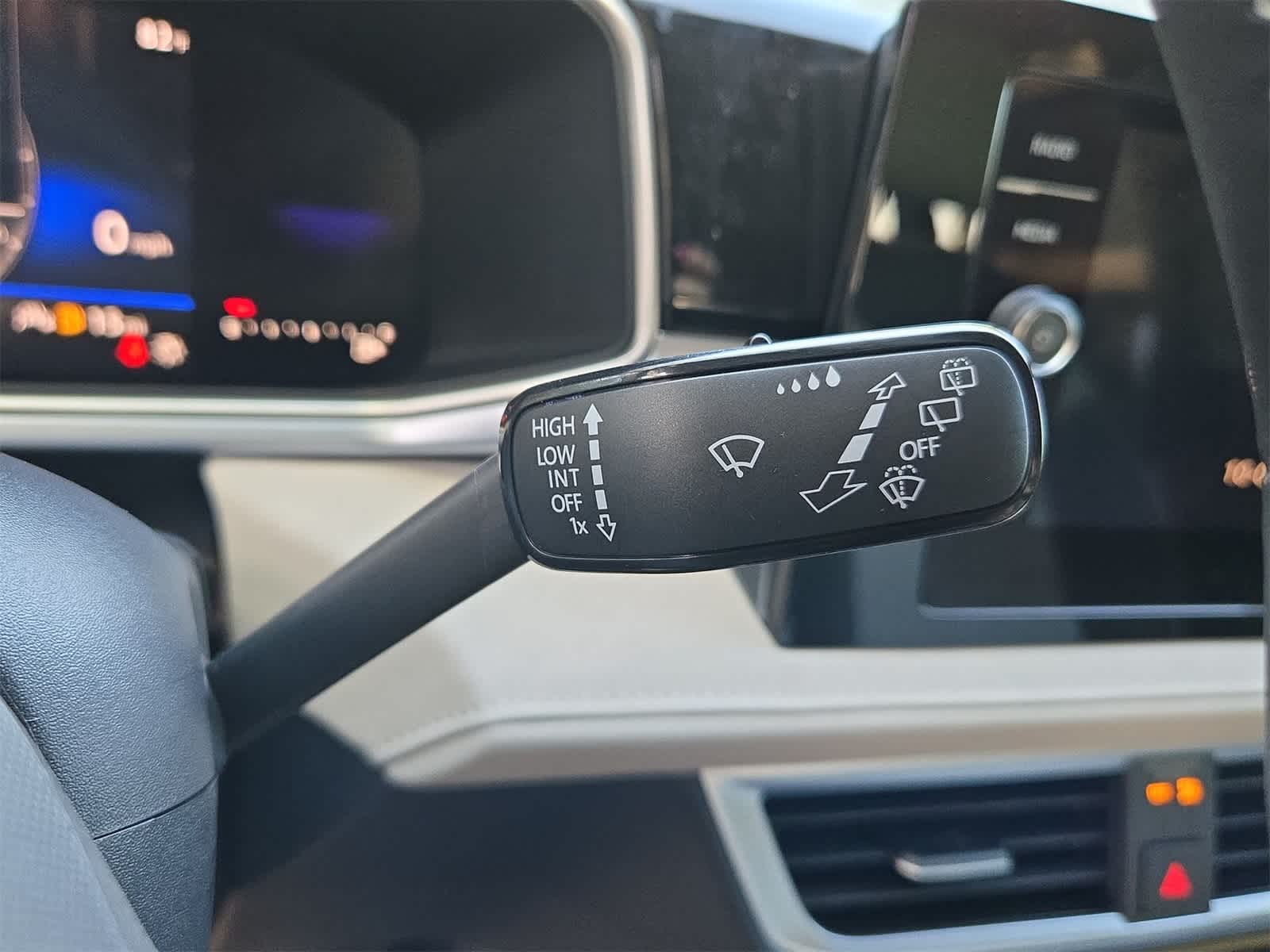 Thumbnail: 2025 Volkswagen Taos - 26