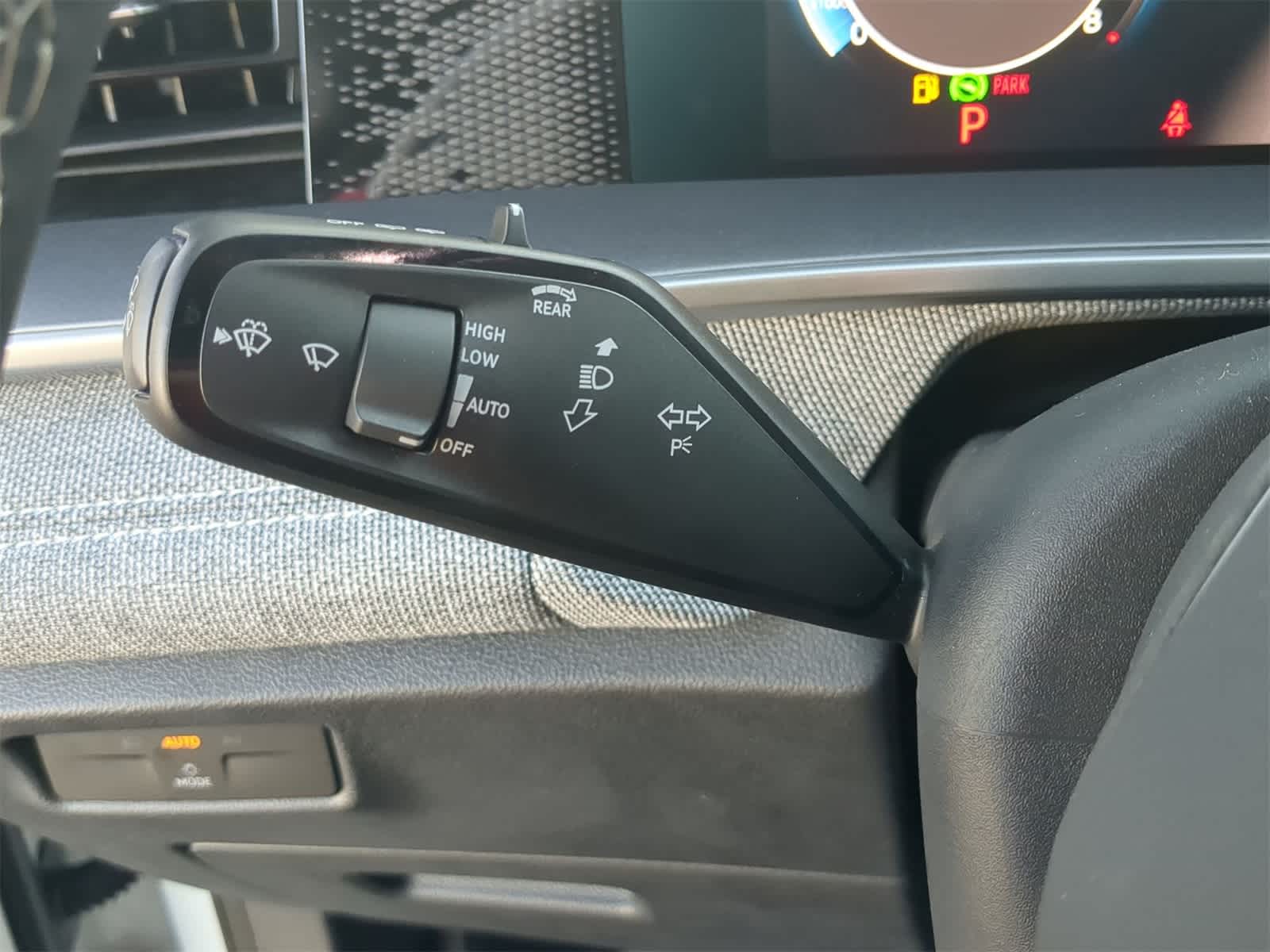 Thumbnail: 2025 Volkswagen Tiguan - 26