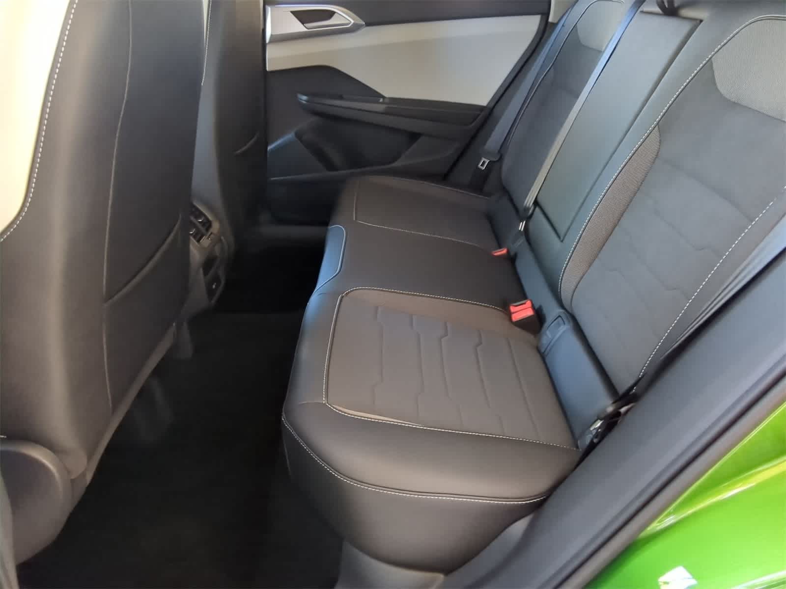 Thumbnail: 2025 Volkswagen Taos - 19