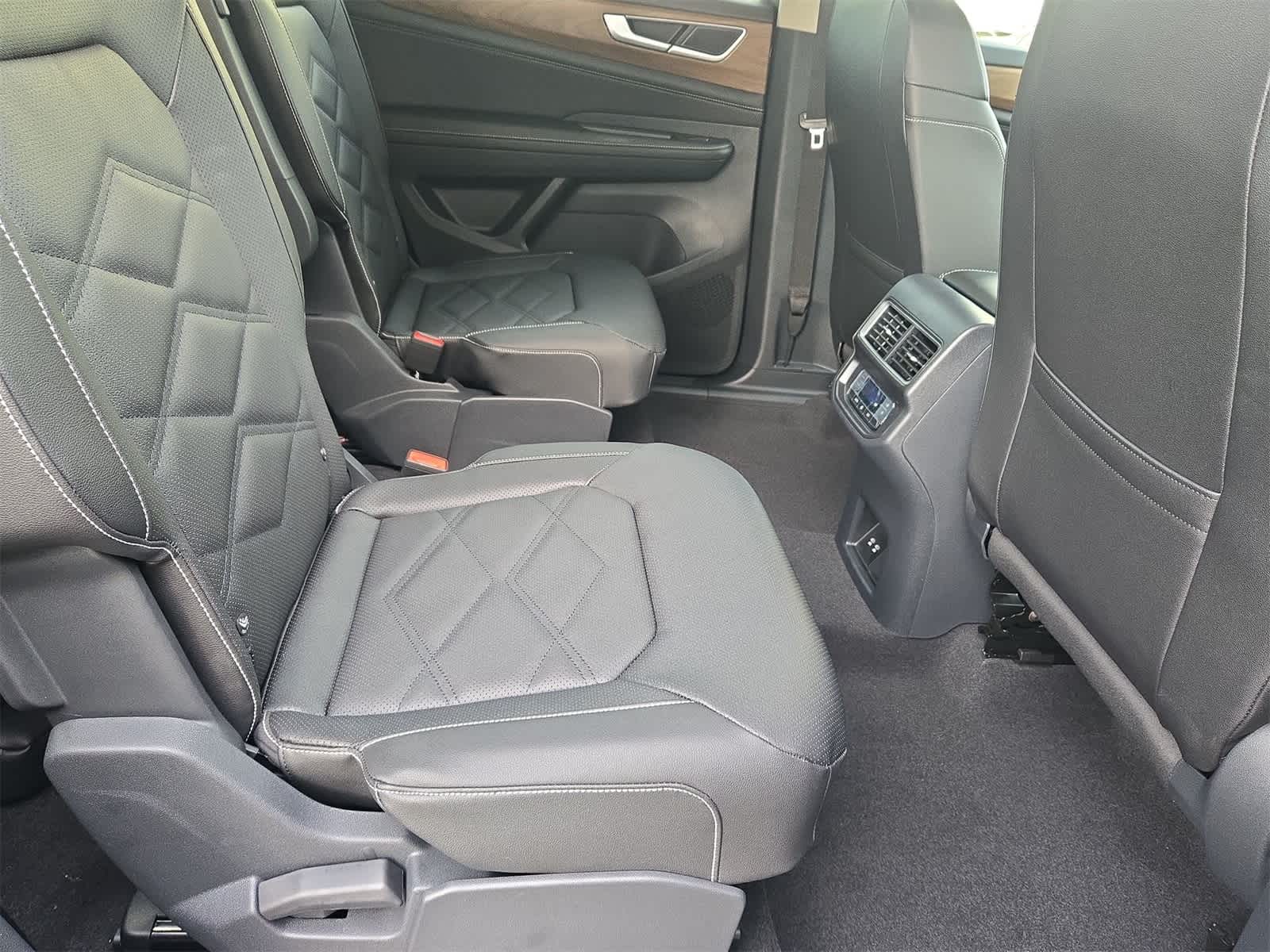 Thumbnail: 2026 Volkswagen Atlas - 20