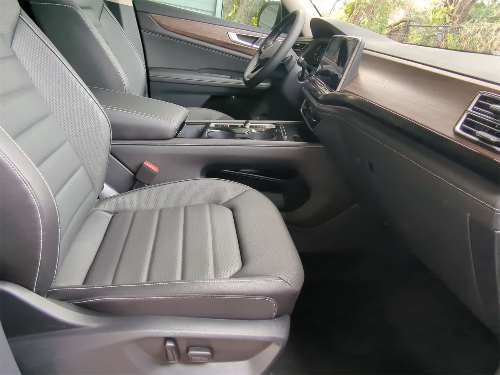 Thumbnail: 2025 Volkswagen Atlas - 22