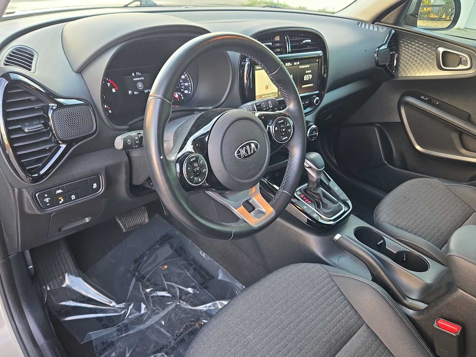 Thumbnail: 2020 Kia Soul - 10