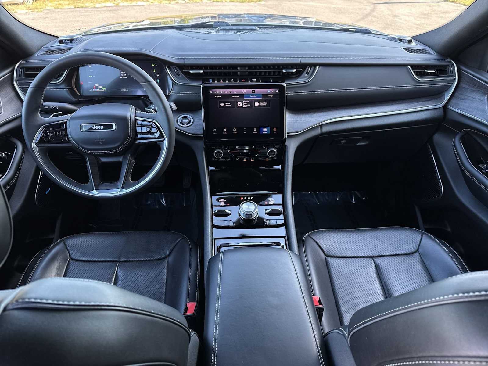 Thumbnail: 2022 Jeep Grand Cherokee - 19