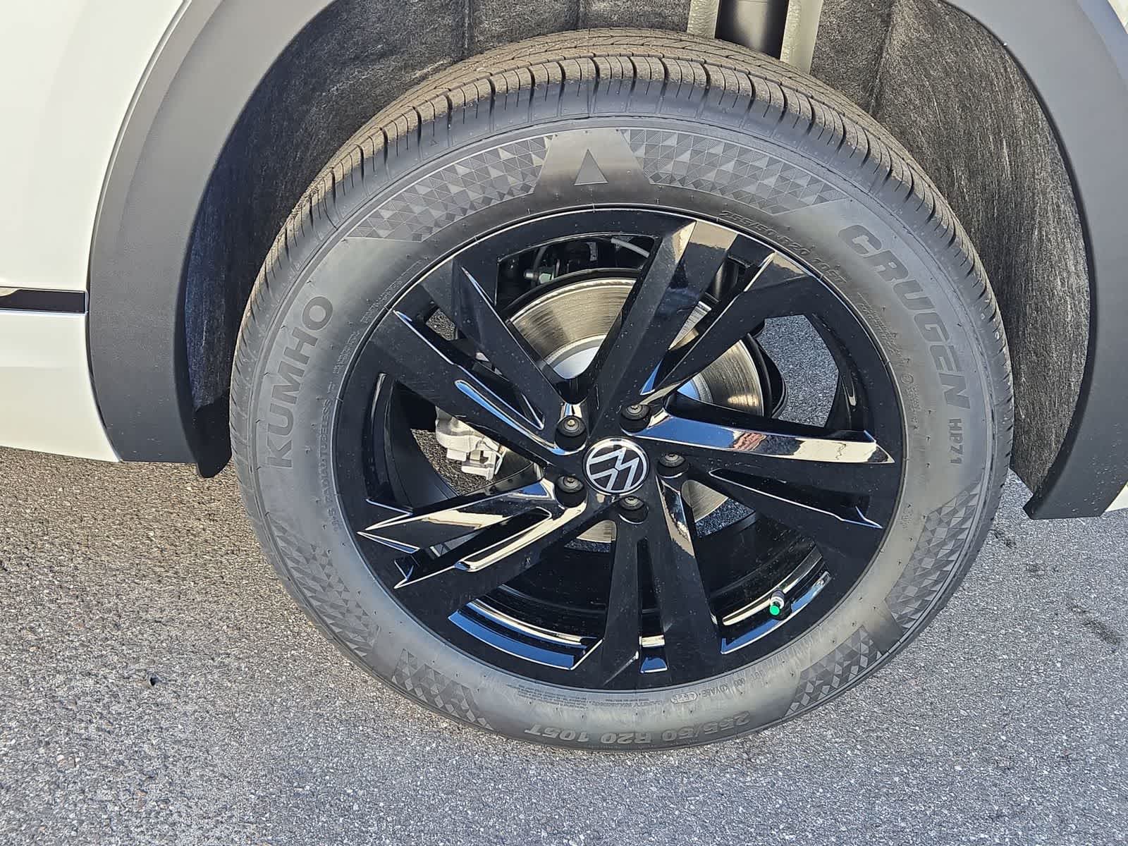 Thumbnail: 2026 Volkswagen Atlas - 21