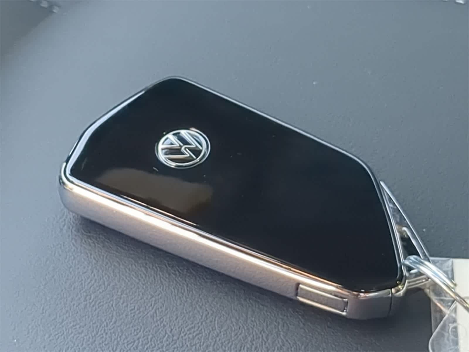 Thumbnail: 2026 Volkswagen Tiguan - 37