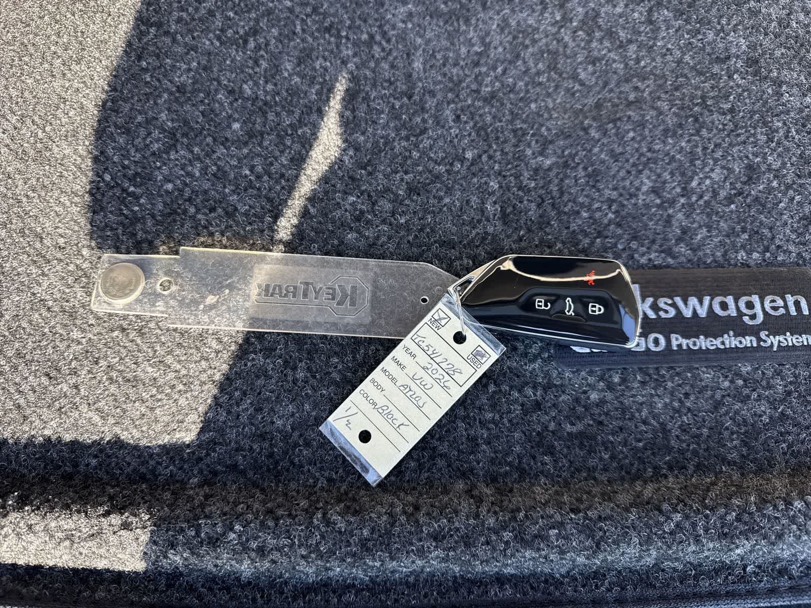 Thumbnail: 2026 Volkswagen Atlas - 34