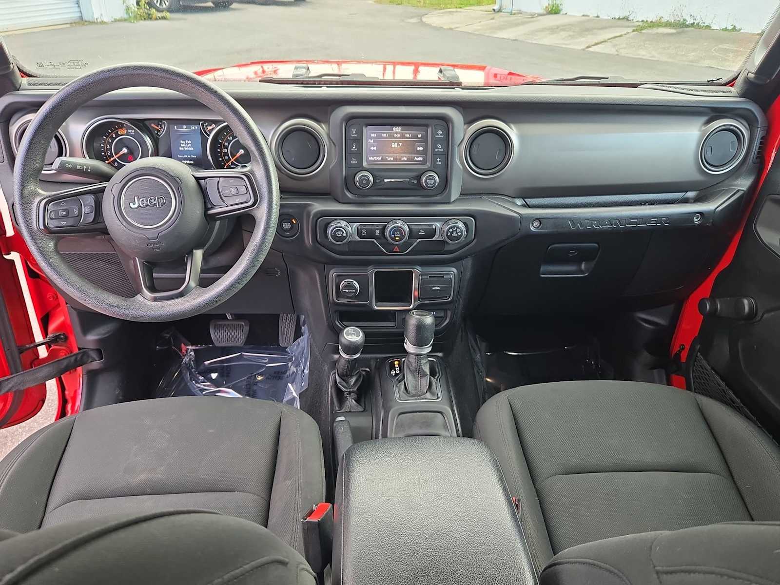 Thumbnail: 2021 Jeep Wrangler - 15