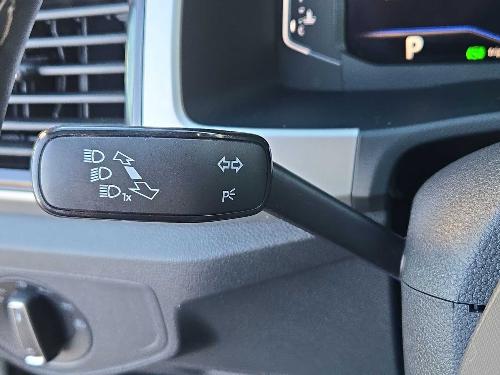 Thumbnail: 2022 Volkswagen Atlas - 26