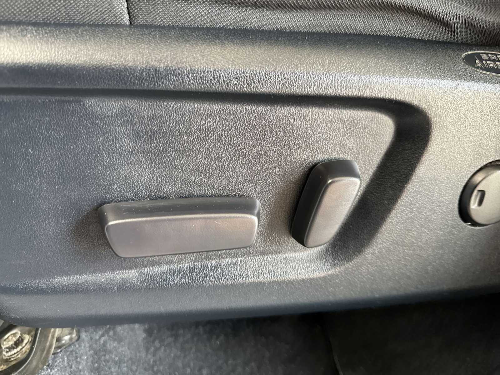 Thumbnail: 2020 Toyota Tundra - 17