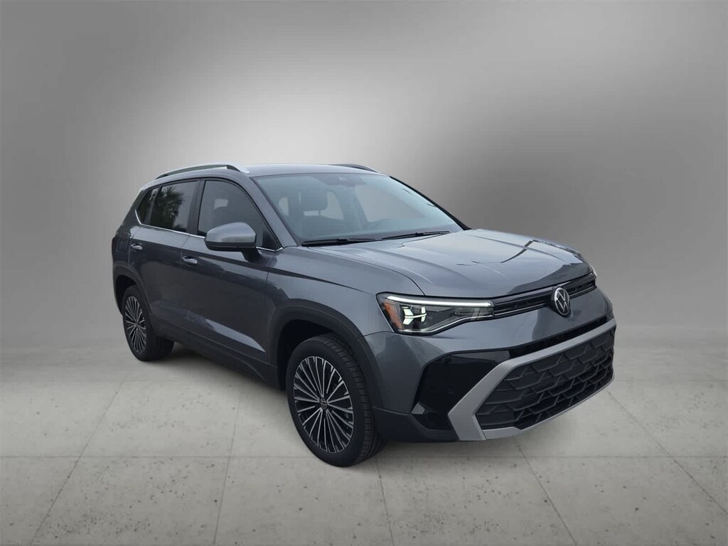 New 2025 Volkswagen Taos 1.5T SE SUV