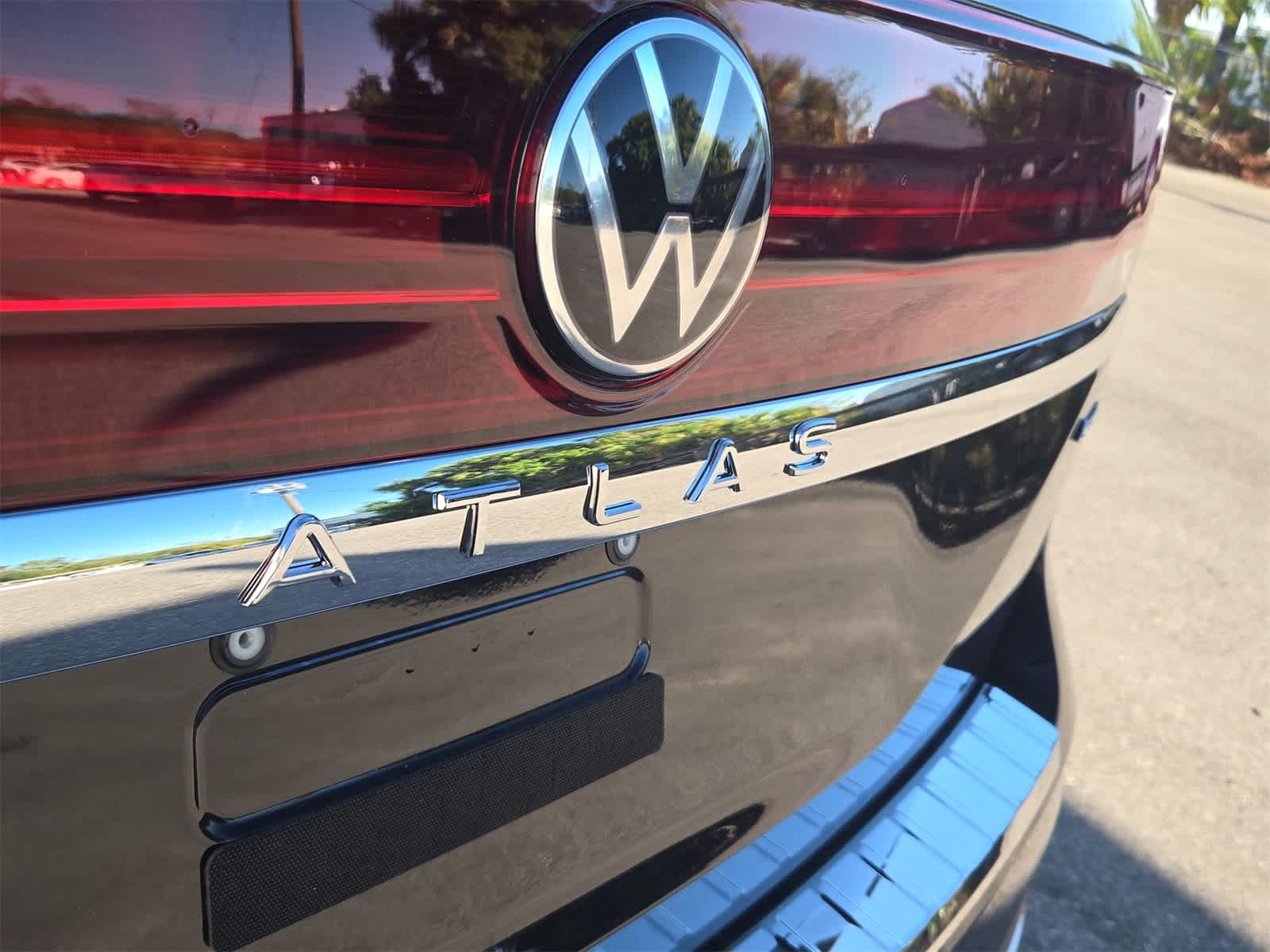 Thumbnail: 2026 Volkswagen Atlas - 13