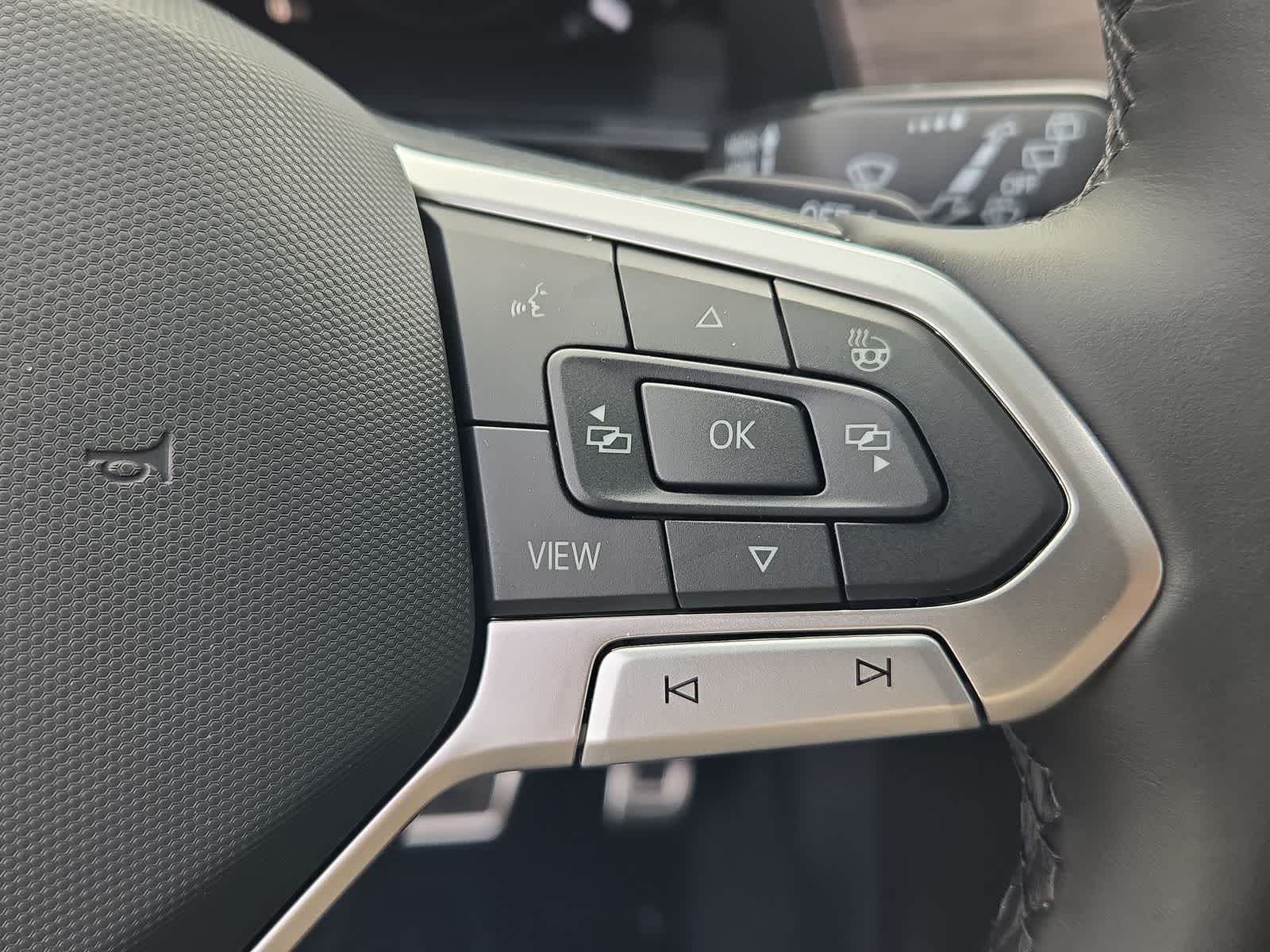 Thumbnail: 2026 Volkswagen Atlas - 32