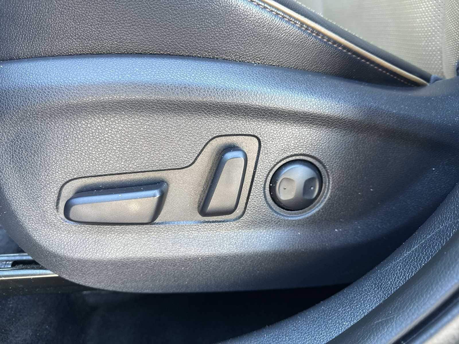 Thumbnail: 2020 Kia Sportage - 17